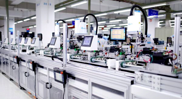 Industrial Computer Promotes Production Line Updating